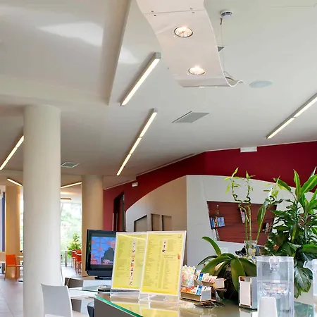 Отель Ibis Styles Catania