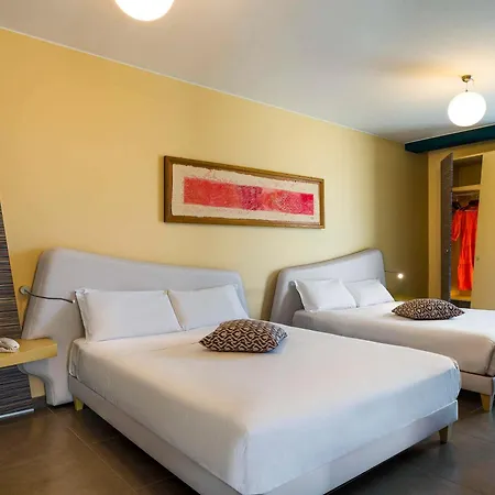 Ibis Styles Catania Hotel 4*