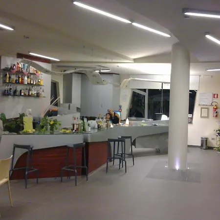 Hotel Ibis Styles Catania 4*