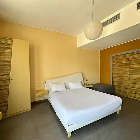Ibis Styles Catania Hotel 4*
