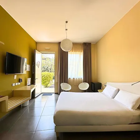 Ibis Styles Catania Hotel 4*