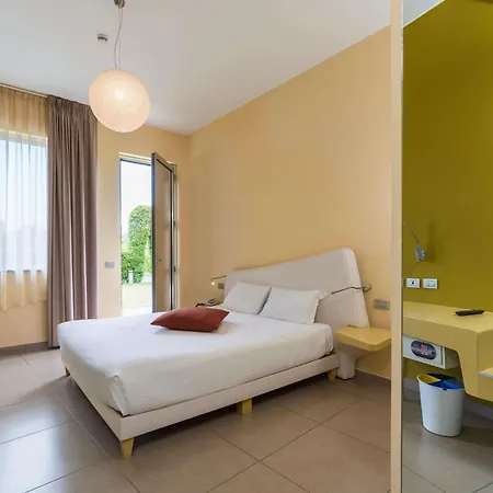 Ibis Styles Catania מלון אסראלה