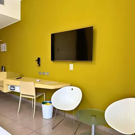 Ibis Styles Catania מלון