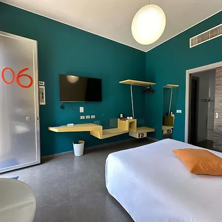 Ibis Styles Catania 4* אסראלה