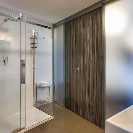מלון Ibis Styles Catania 4*
