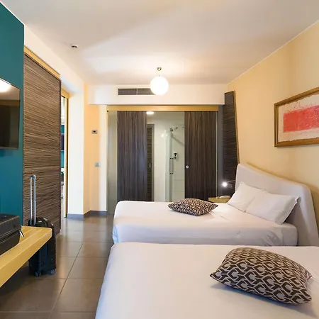 Ibis Styles Catania أتشيريالي