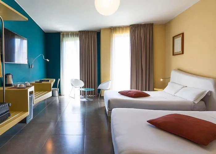 Ibis Styles Catania Hotel 4*